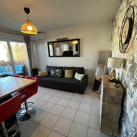 Joli T2/ Tram/ Clim/ Parking/ Wifi/ Piscine Apartment Montpellier Exterior foto